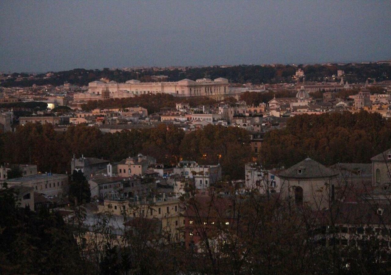 Vatican In The Moonlight Apartment Рим Экстерьер фото